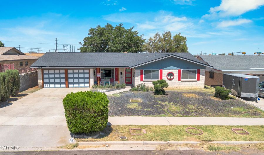 10393 PASADENA Cir, El Paso, TX 79924 - 3 Beds, 2 Bath