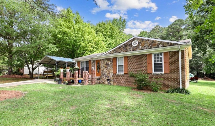 2621 Brad Ct, Apex, NC 27539 - 3 Beds, 2 Bath