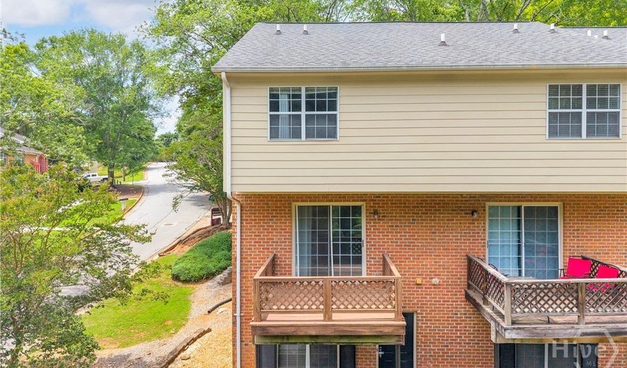 145 Sleepy Creek Dr, Athens, GA 30606 - 2 Beds, 3 Bath