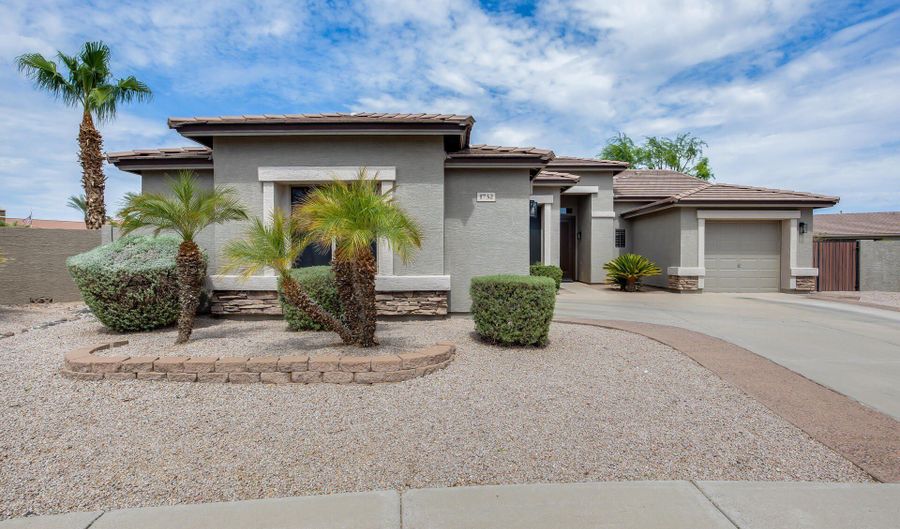1732 W HOPI Dr, Chandler, AZ 85224 - 4 Beds, 2 Bath