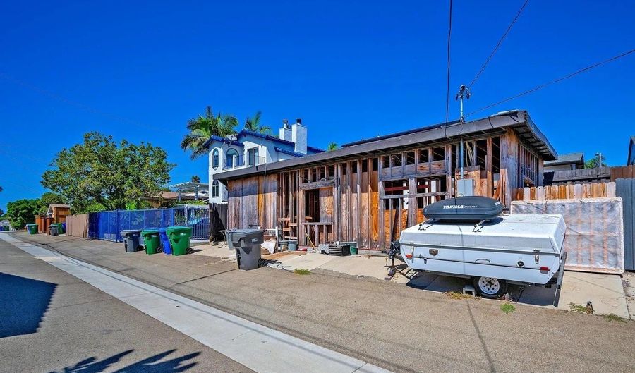615 S Clementine St, Oceanside, CA 92054 - 3 Beds, 2 Bath