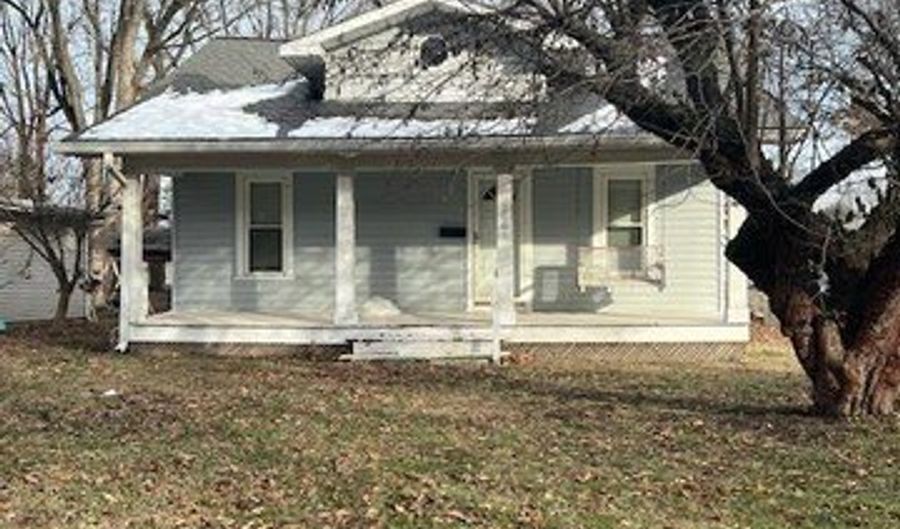 2001 Park Ave, Alton, IL 62002 - 3 Beds, 2 Bath