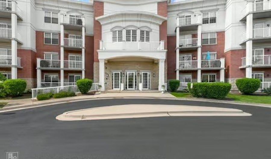 701 W Rand Rd 235, Arlington Heights, IL 60004 - 2 Beds, 2 Bath
