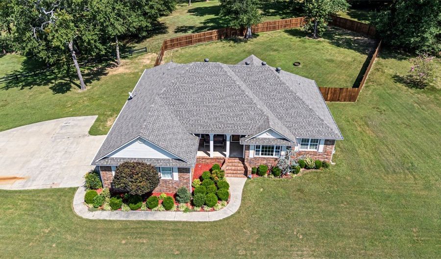 921 Waterfront Rd, Alma, AR 72921 - 3 Beds, 3 Bath