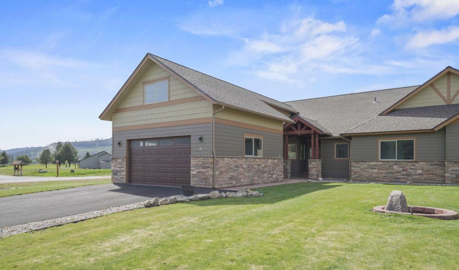 10 Bellflower Ct, Blanchard, ID 83804 - 3 Beds, 3 Bath