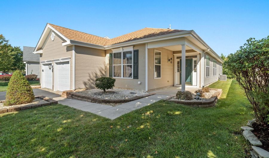 6 MOUNTAIN STREAM Ct, Barnegat, NJ 08005 - 3 Beds, 2 Bath