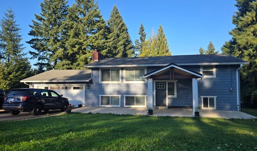 29201 SE HILLYARD Dr, Boring, OR 97009 - 4 Beds, 2 Bath