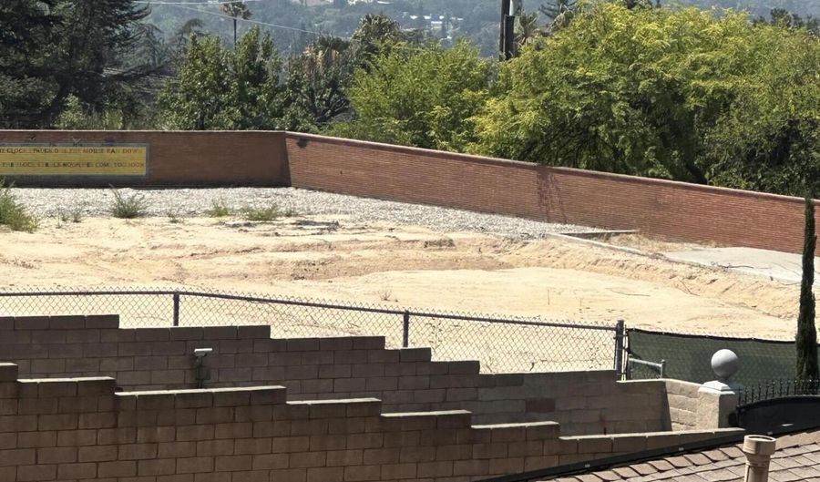 446 Devonwood Rd, Altadena, CA 91001 - 0 Beds, 0 Bath