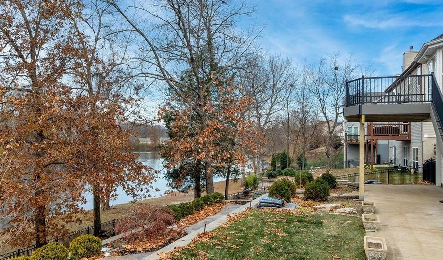 2355 Tribute Dr, Arnold, MO 63010 - 5 Beds, 3 Bath