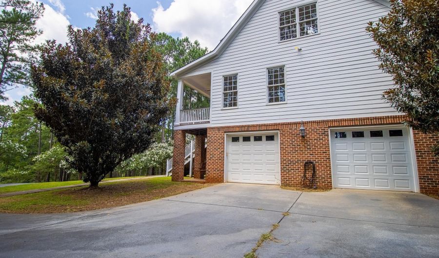 2492 Harbor View Rd, Camden, SC 29020 - 4 Beds, 4 Bath