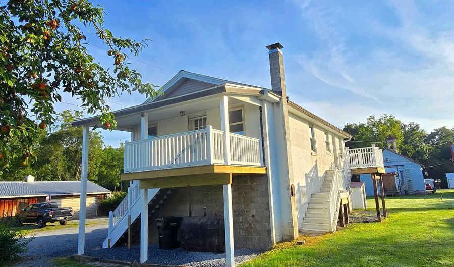 453 E MAIN St, Virginville, PA 19564 - 2 Beds, 1 Bath