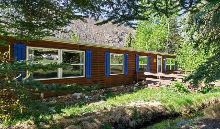 185 Meadow Ln, Bellvue, CO 80512 - 3 Beds, 2 Bath