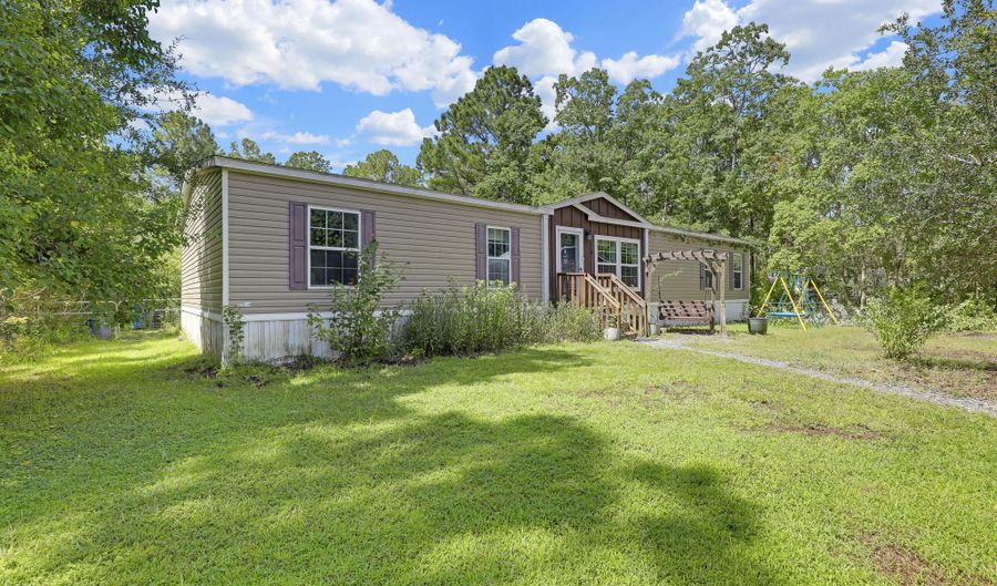 1264 VILLAGE GREEN Ct, Baldwin, FL 32234 - 4 Beds, 2 Bath