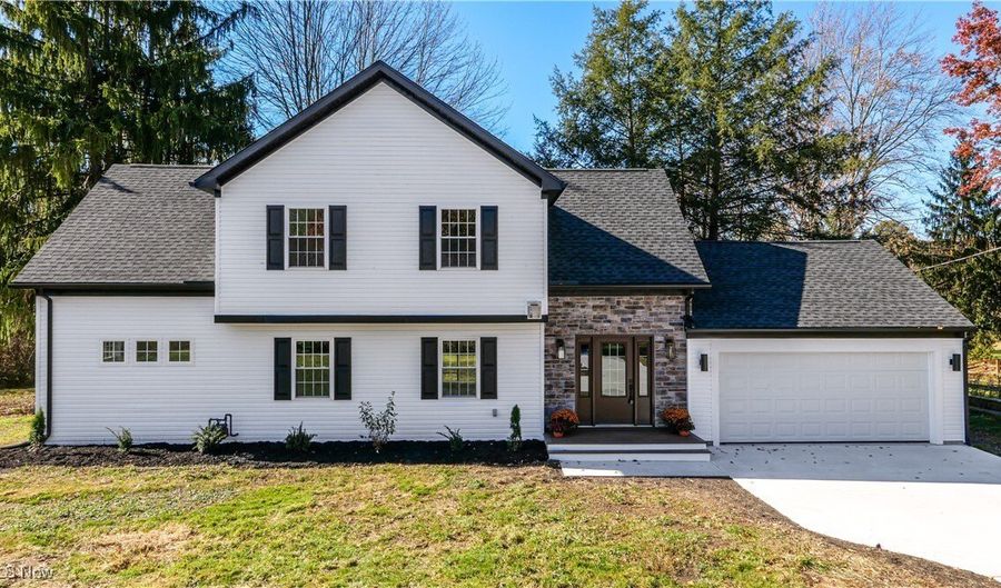 483 TOWNLINE Rd, Aurora, OH 44202 - 4 Beds, 4 Bath