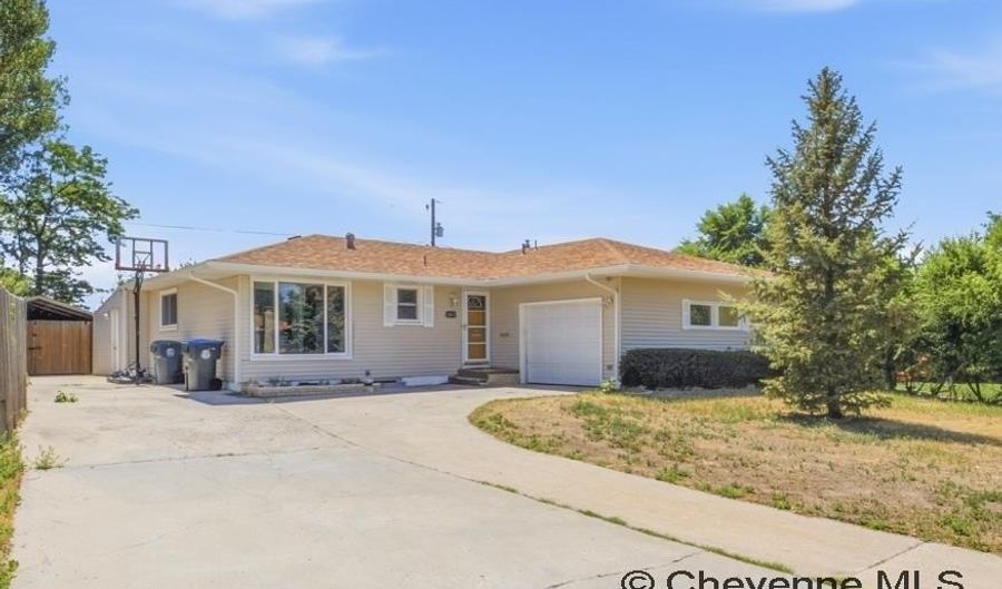 4413 E 7TH St, Cheyenne, WY 82001 - 4 Beds, 3 Bath