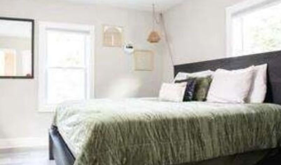 1272 Westridge Rd SW, Atlanta, GA 30311 - 2 Beds, 2 Bath
