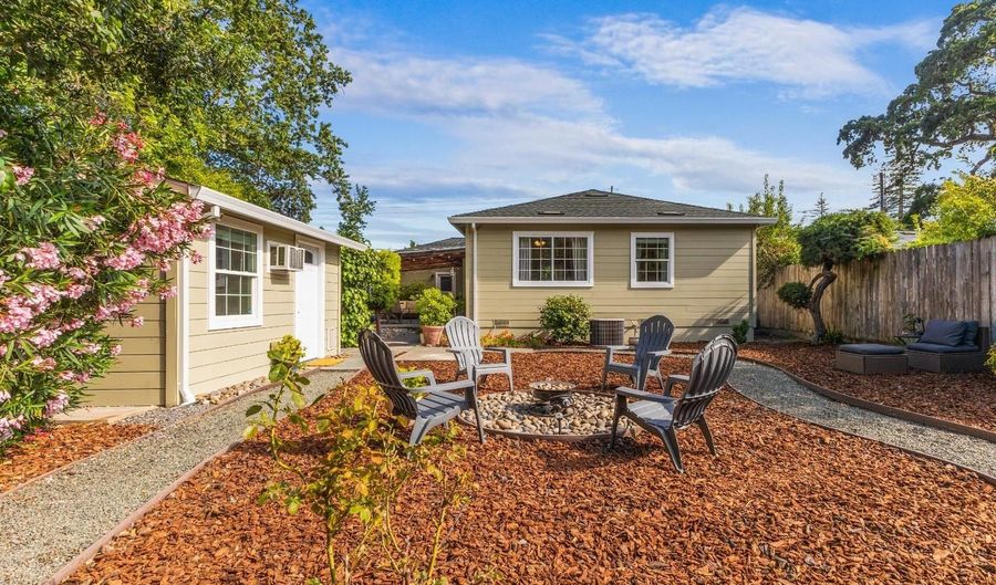 109 Steele Ln, Santa Rosa, CA 95401 - 3 Beds, 2 Bath