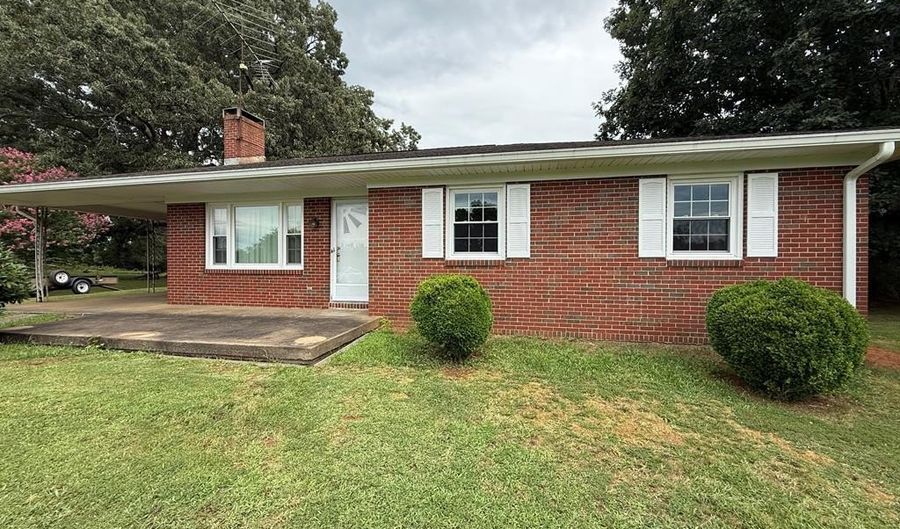 11149 Philpott Rd, Alton, VA 24520 - 3 Beds, 2 Bath