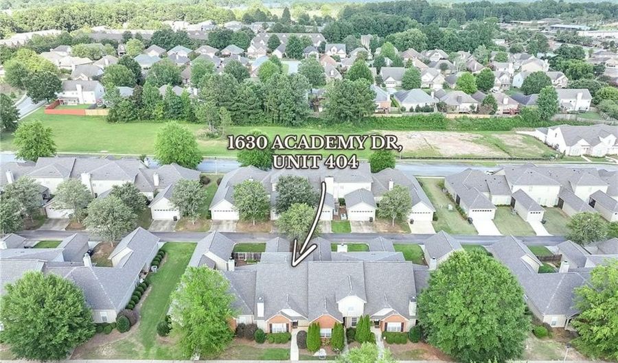 1630 ACADEMY Dr, Auburn, AL 36830 - 3 Beds, 3 Bath