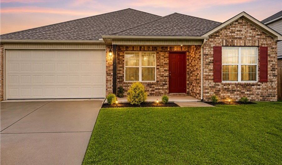 6319 SW Chestnut Hill Rd, Bentonville, AR 72713 - 4 Beds, 2 Bath