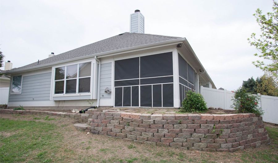2406 Hillside Dr, Anna, TX 75409 - 3 Beds, 2 Bath