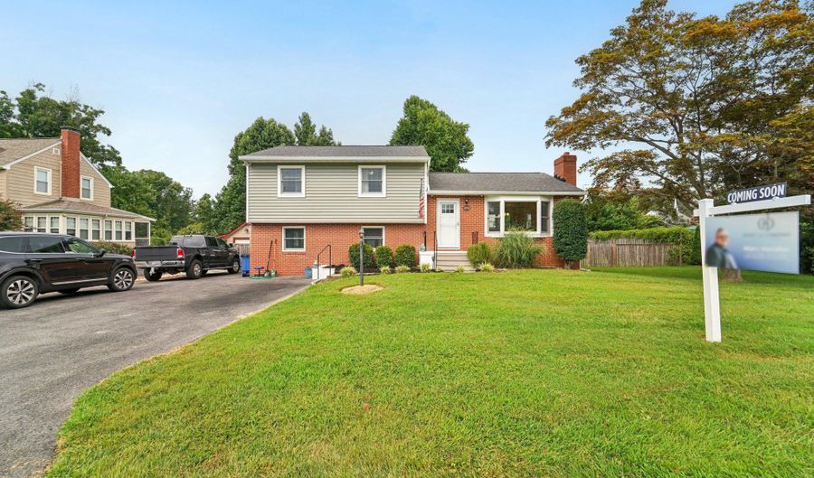 1954 FAIRFAX Rd, Annapolis, MD 21401 - 3 Beds, 2 Bath