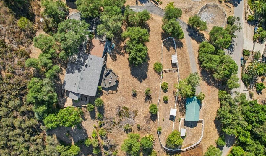 973 Quail Creek Rd, Fallbrook, CA 92028 - 3 Beds, 2 Bath