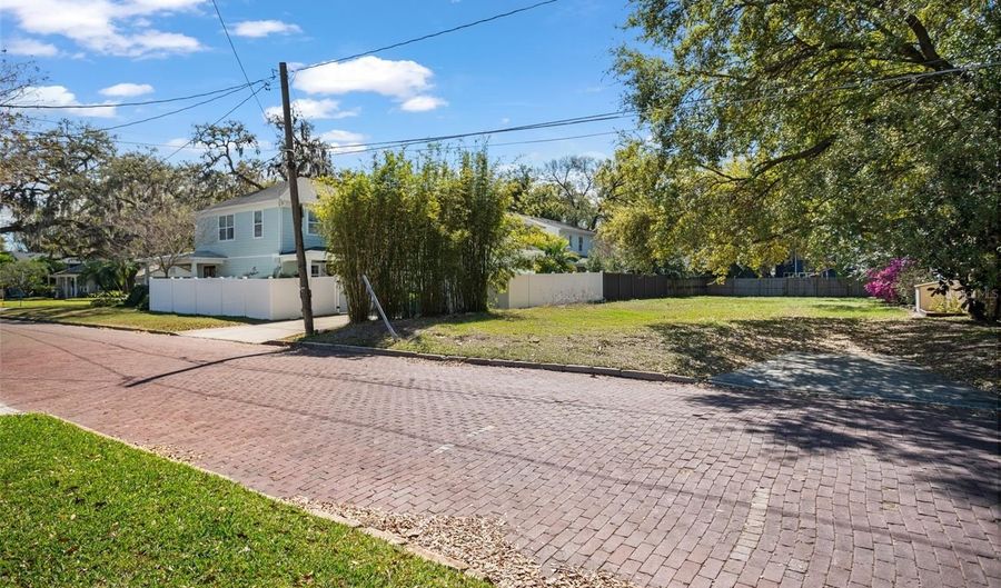 10 W HARVARD St, Orlando, FL 32804 - 0 Beds, 0 Bath
