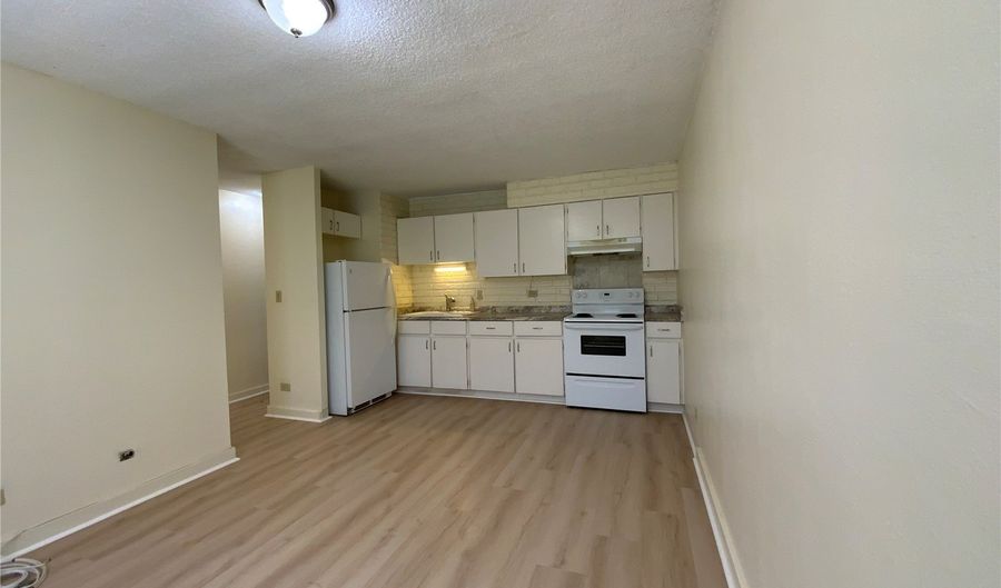 2981 Ala Napuaa Pl 102, Honolulu, HI 96818 - 2 Beds, 1 Bath
