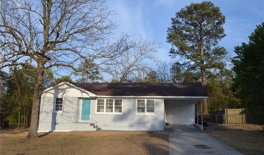 4940 Pinefield Dr, Macon, GA 31206 - 3 Beds, 1 Bath
