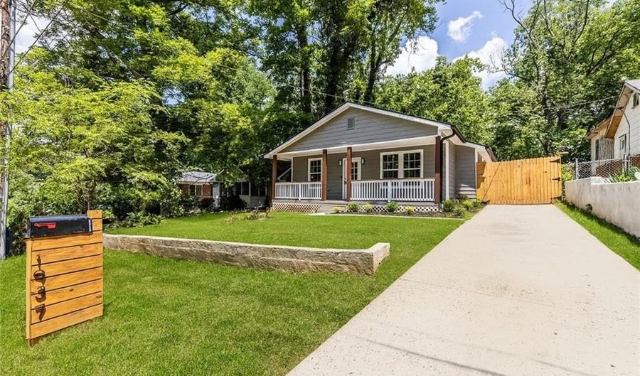 1937 Pinedale Dr NW, Atlanta, GA 30314 - 3 Beds, 2 Bath
