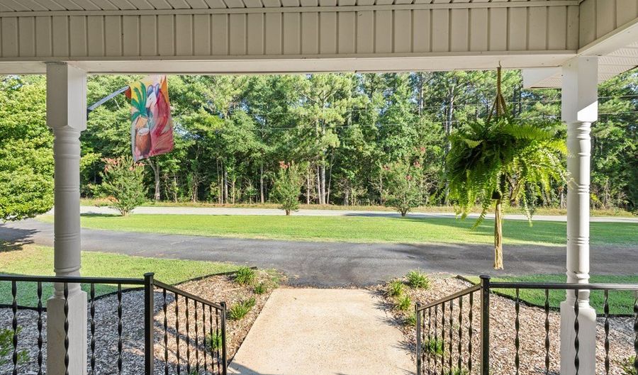 3526 Old Calhoun Falls Rd, Abbeville, SC 29620 - 3 Beds, 2 Bath