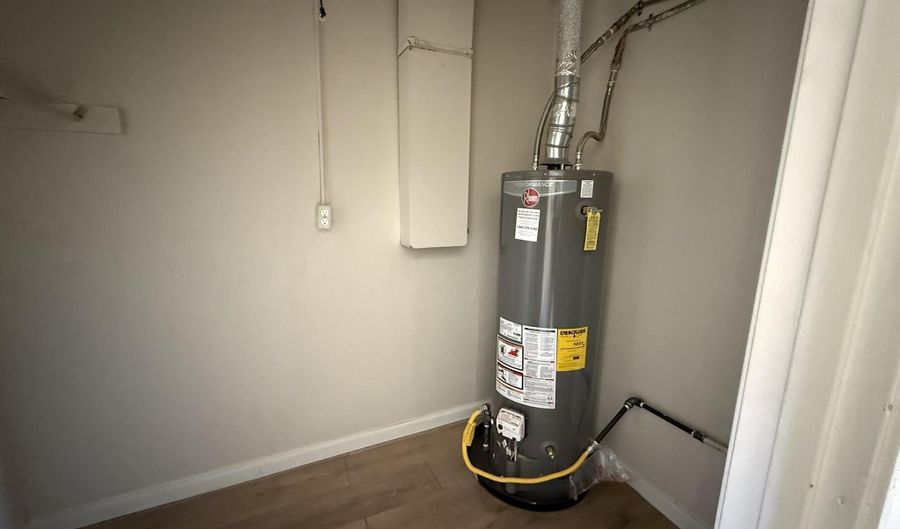 1509 W Hank Ave, Artesia, NM 88210 - 4 Beds, 0 Bath