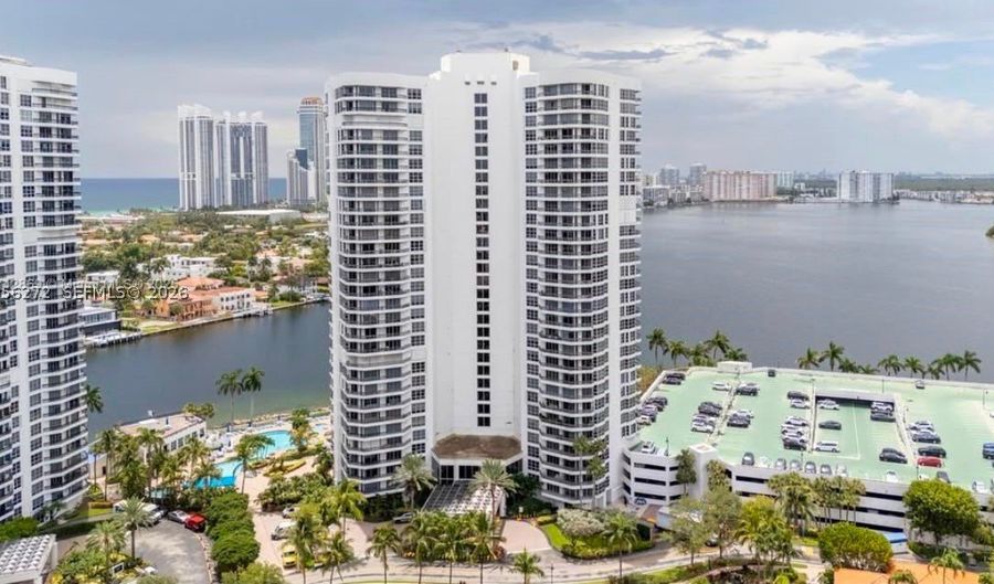 19101 NE 36th Ct 304, Aventura, FL 33180 - 2 Beds, 2 Bath