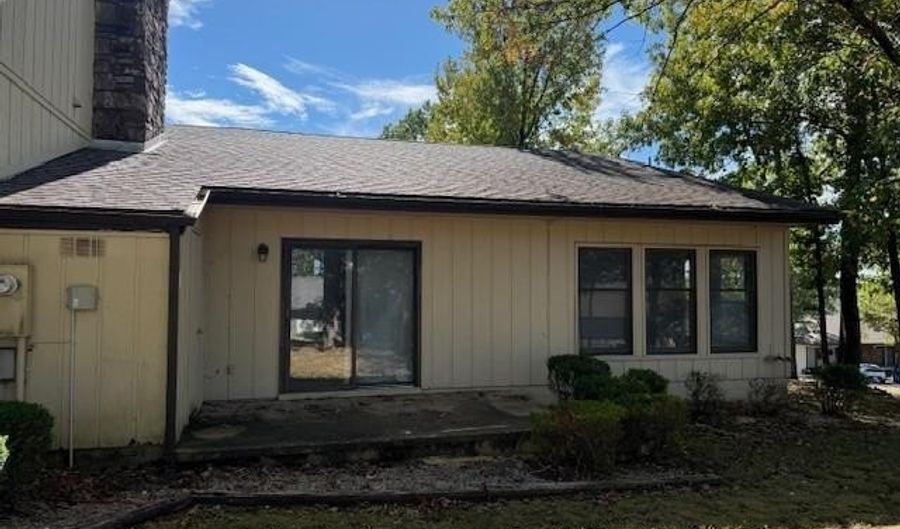 8 Connie Ln, Bella Vista, AR 72715 - 3 Beds, 2 Bath