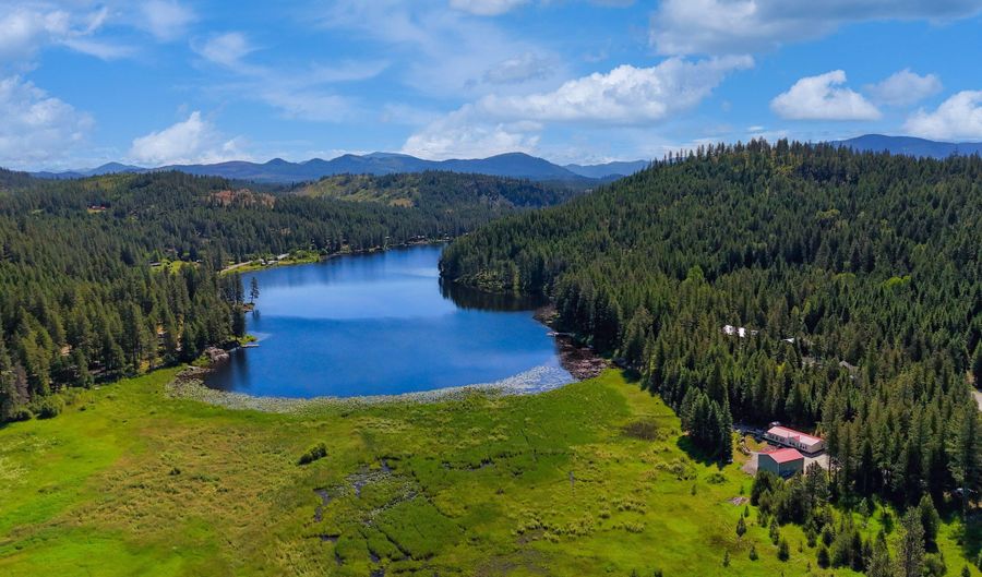 447 S Beaver Lake Rd, Athol, ID 83801 - 3 Beds, 2 Bath