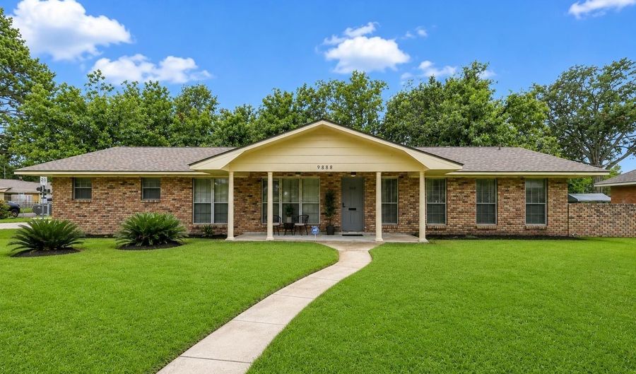 9888 W Tams Dr, Baton Rouge, LA 70815 - 3 Beds, 2 Bath