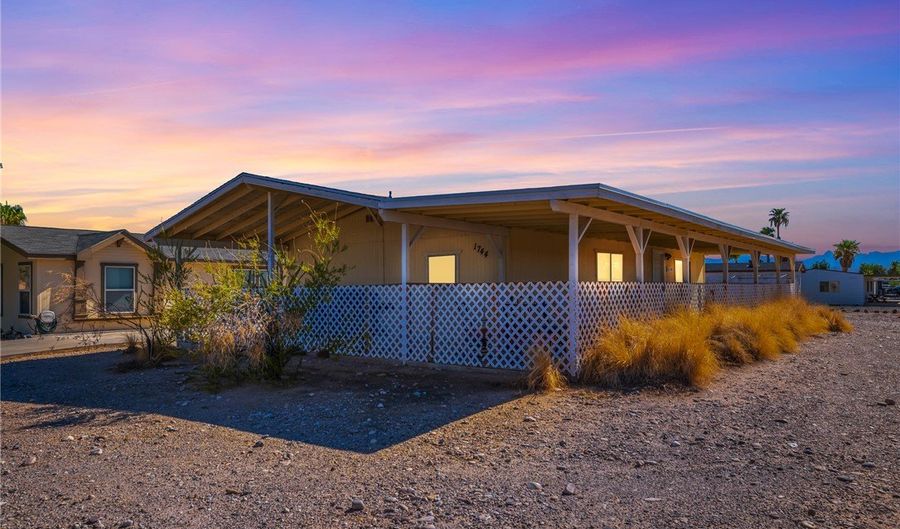 1744 Taylor Rd, Bullhead City, AZ 86442 - 2 Beds, 2 Bath