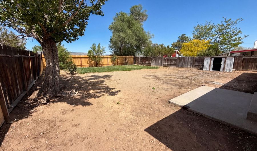 3325 Somerset Way, Carson City, NV 89705 - 3 Beds, 1 Bath