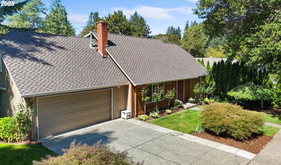 7225 SW JUNIPER Ter, Beaverton, OR 97008 - 3 Beds, 3 Bath