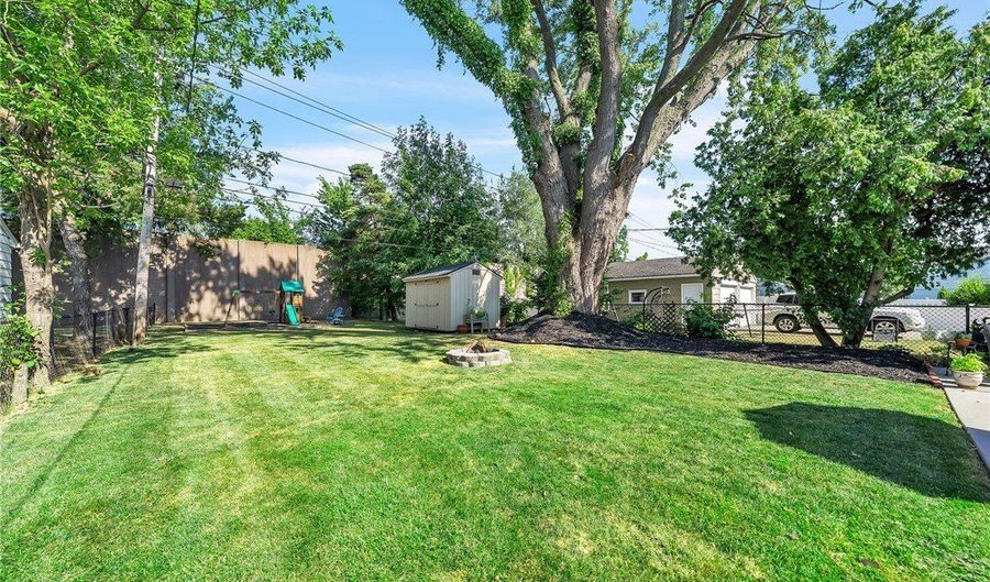 116 Ridgewood Dr, Amherst, NY 14226 - 3 Beds, 2 Bath