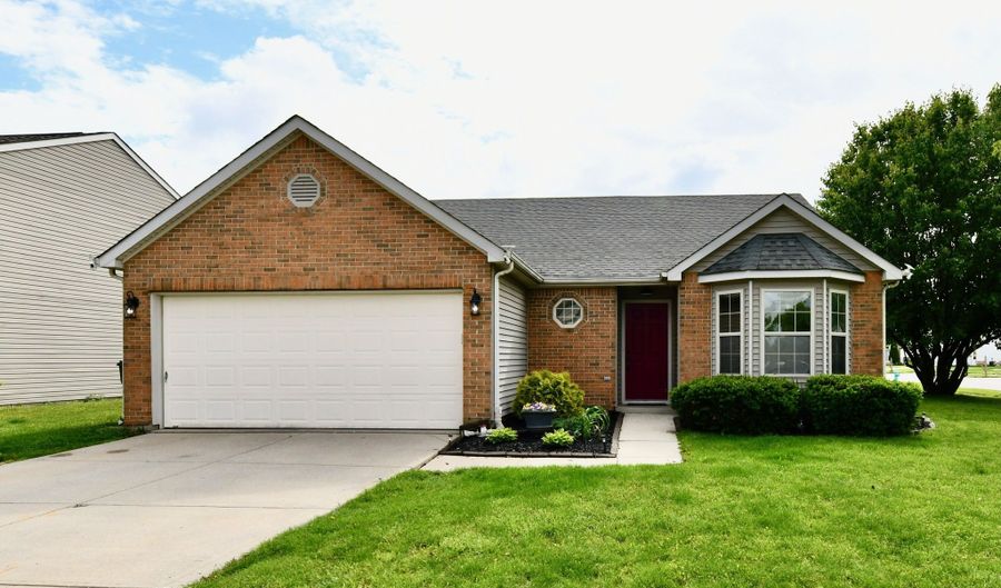 7055 Lesta Ct, Indianapolis, IN 46217 - 3 Beds, 2 Bath