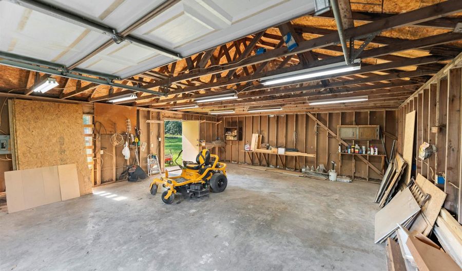 579 Christy Ln, Benton, AR 72015 - 3 Beds, 2 Bath