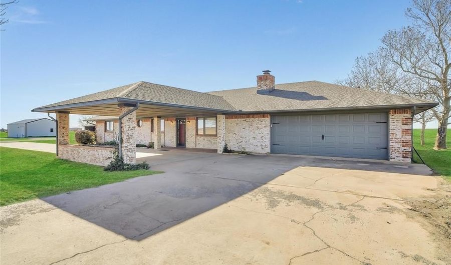 16069 Hwy 283, Altus, OK 73521 - 4 Beds, 4 Bath