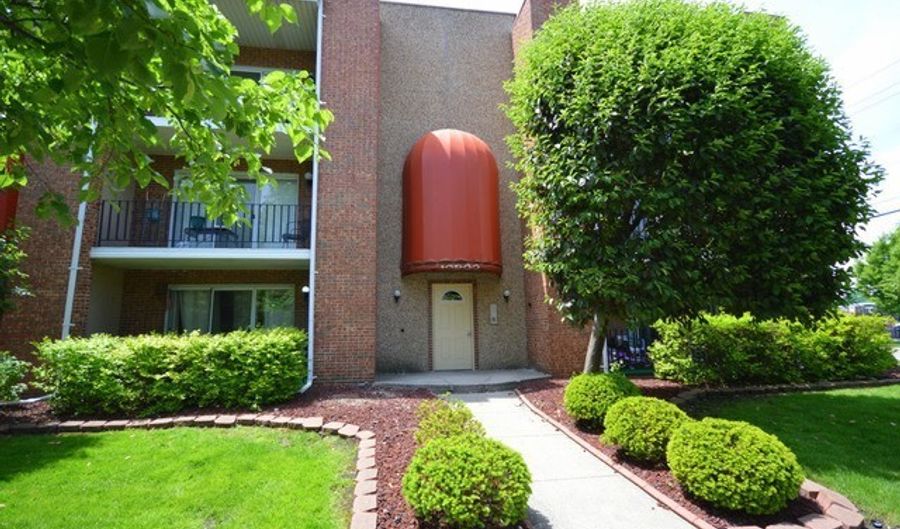 10900 S Keating Ave 6B, Oak Lawn, IL 60453 - 2 Beds, 2 Bath