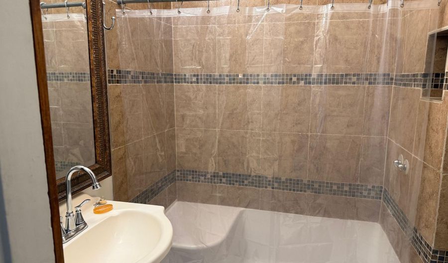 1718 1720 12th St, Bedford, IN 47421 - 2 Beds, 2 Bath