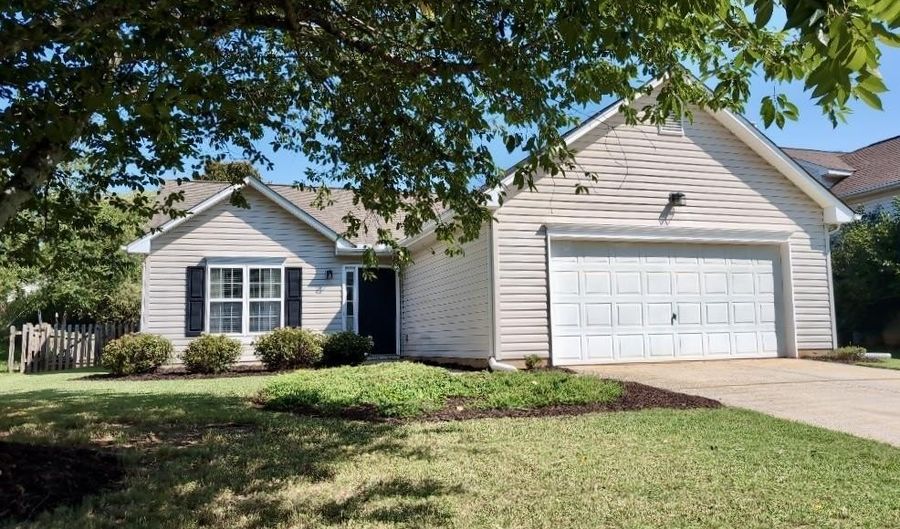 785 Thornbird Cir, Boiling Springs, SC 29316 - 3 Beds, 2 Bath