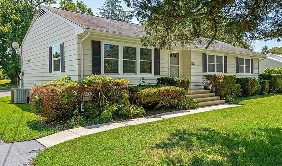 34132 CLAY Rd, Lewes, DE 19958 - 4 Beds, 2 Bath