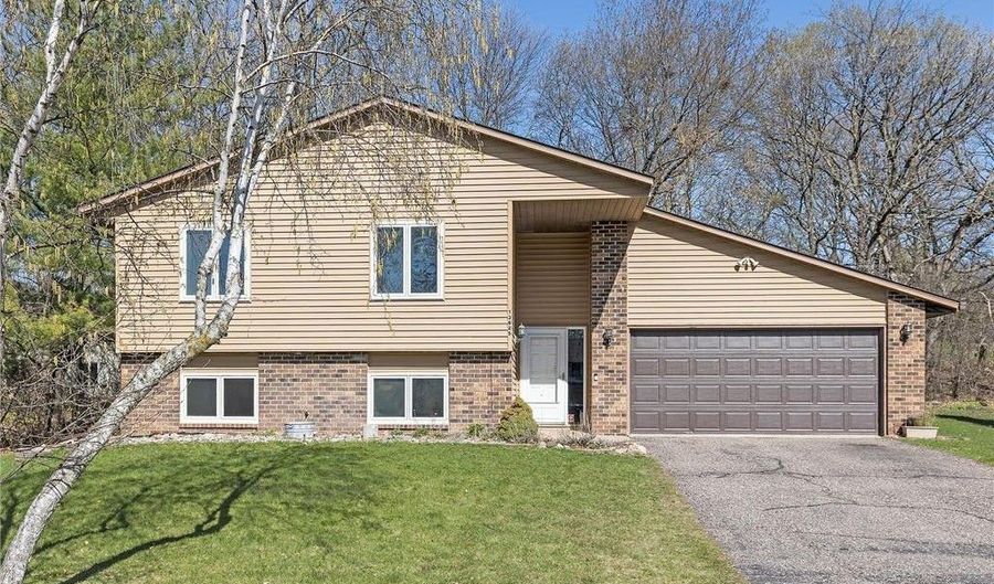 13625 Hanover Ct, Apple Valley, MN 55124 - 4 Beds, 2 Bath