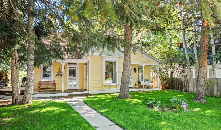 406 W Smuggler St, Aspen, CO 81611 - 4 Beds, 3 Bath